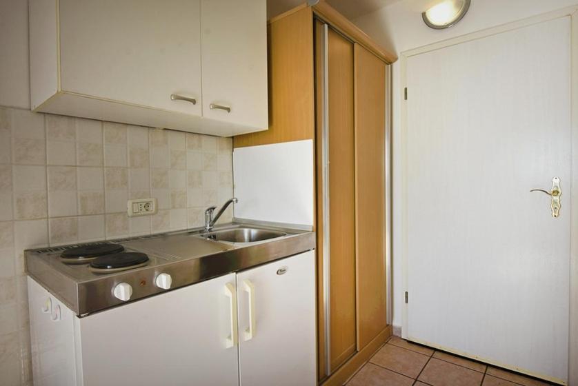 In With Sea View, Balcony, Air Conditioning, Wlan 819-6 *